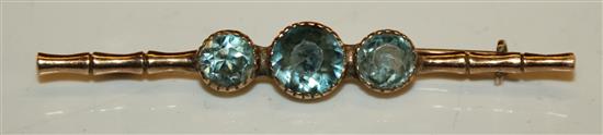 3 stone blue zircon bar brooch(-)